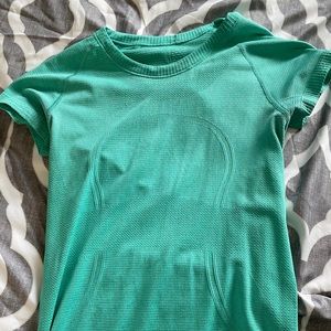 lululemon teal workout top size 6